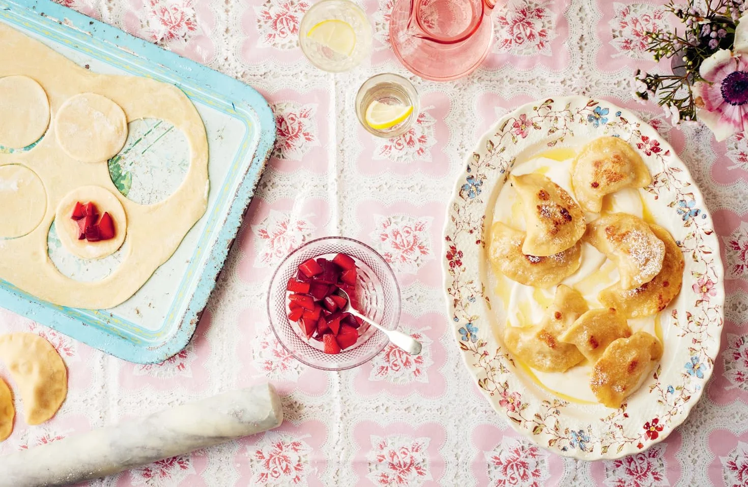 The Sweet Polish Kitchen: A Celebration of Home Baking and Nostalgic Treats: The new cookbook for delicious Eastern European cakes and recipes from Poland