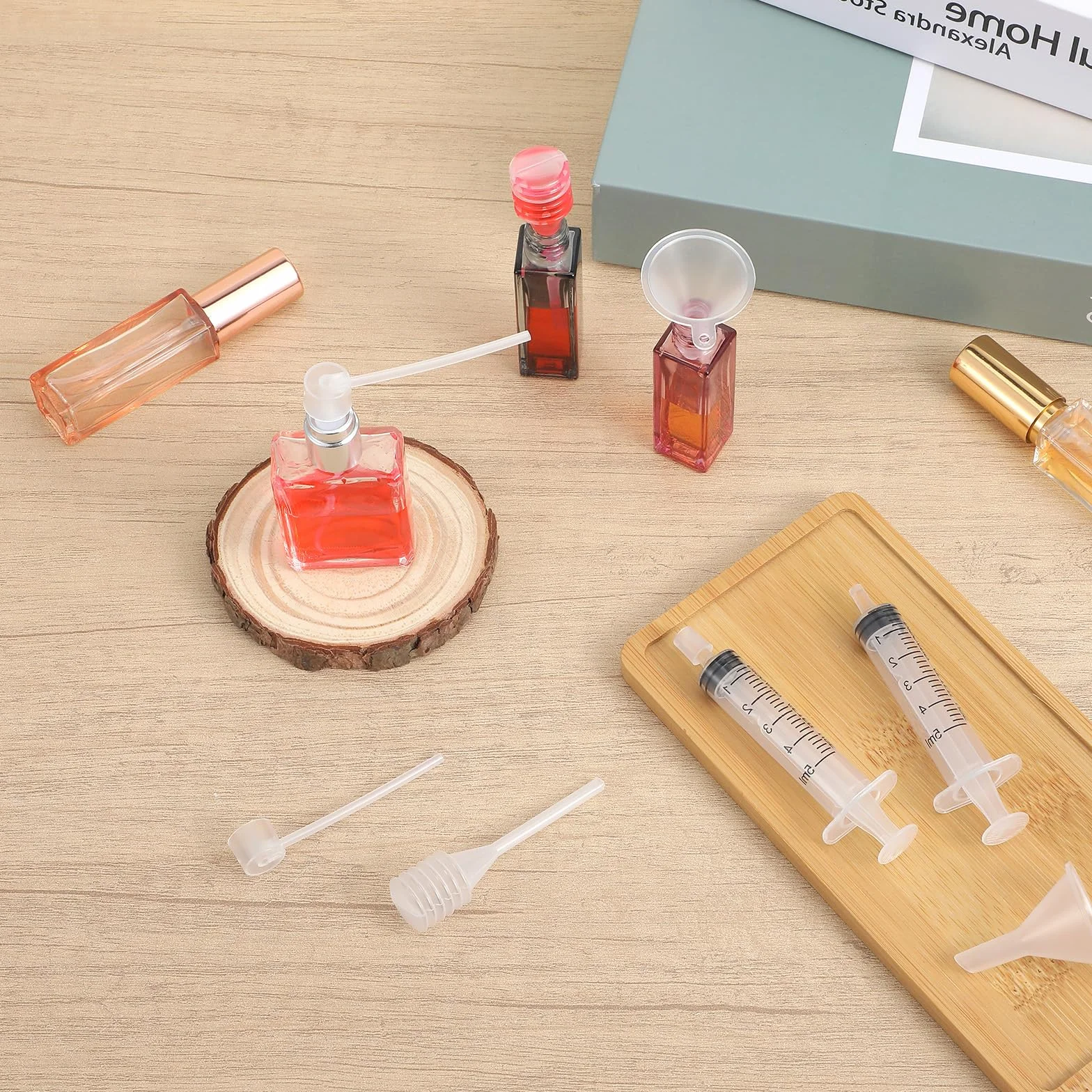 Zestaw 8 narzędzi do napełniania perfum plastikowy lejek pompka strzykawka zakraplacz