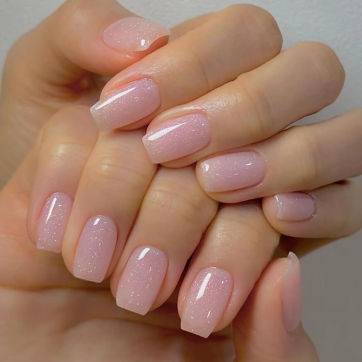 Vishine Półtrwały lakier do paznokci brokatowy UV LED Nude 8 ml