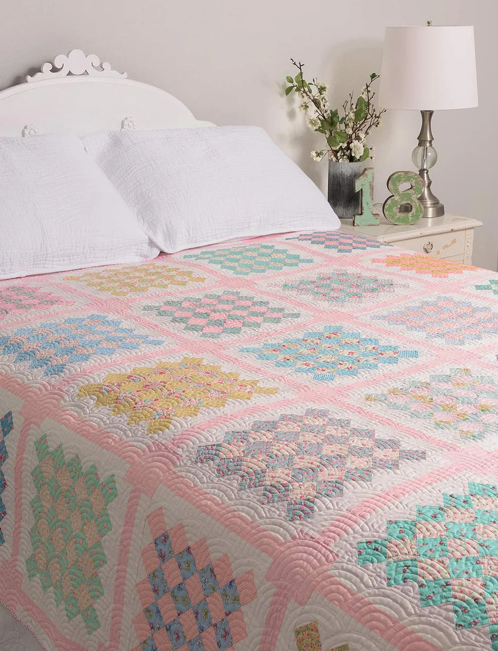 Perfectly Pretty Patchwork: Classic Quilts, Pillows, Pincushions & More