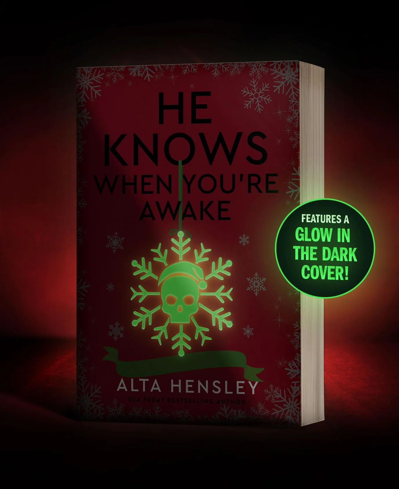 He Knows When You're Awake: A Naughty or Nice Novel: 2