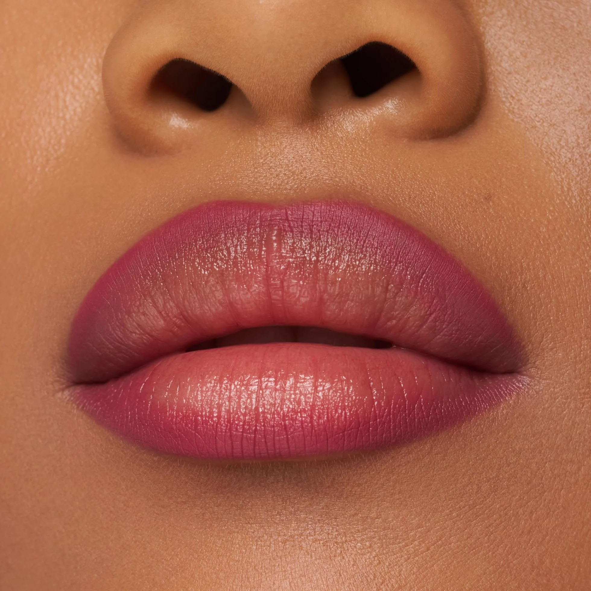 essence 8h kredka do ust MATTE comfort, długotrwały, natychmiastowy wynik, matowy (0.3g)