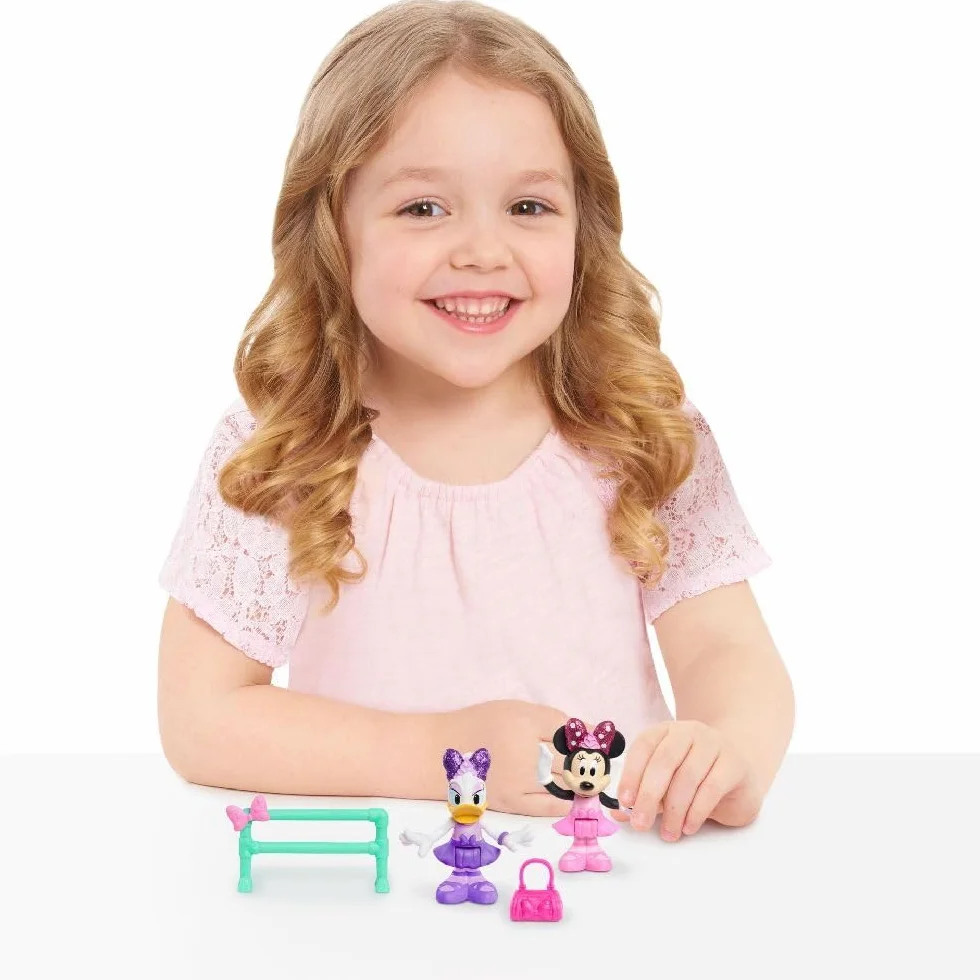 Just Play 89961 Disney Junior ruchome figurki kolekcjonerskie, zestaw do zabawy z torbą i drążkiem, 2-pak, zestaw baleriny Minnie Mouse i Daisy Duck, 5 cm, od 3 lat, wielokolorowy