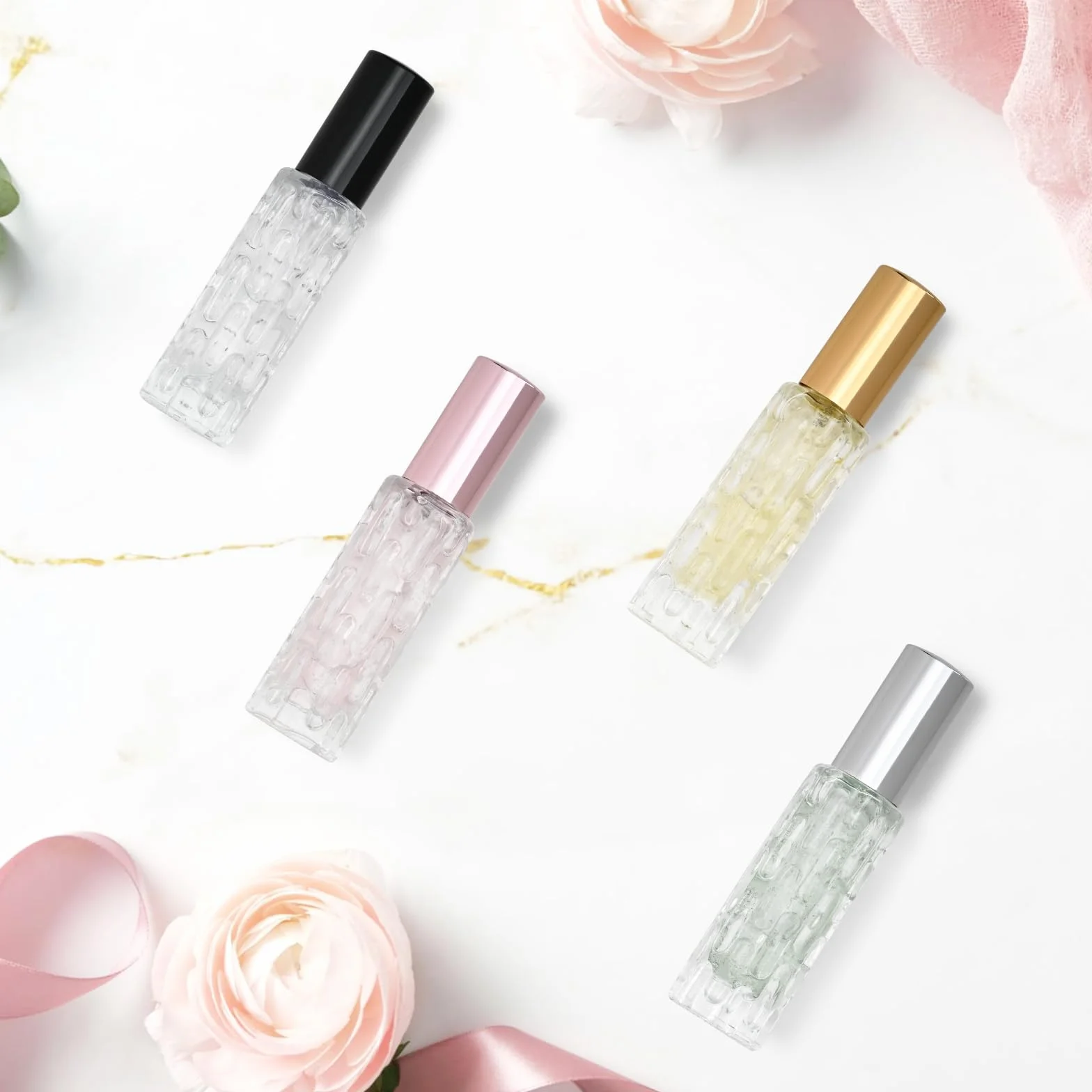 4 Sztuki Podróżny Atomizer do Perfum Wielokrotnego Napełniania 10 ml, Szklana Butelka na Perfumy, Przenośny Rozpylacz do Perfum, Mini Dekanter Zapachowy do Torebki (Złoty)