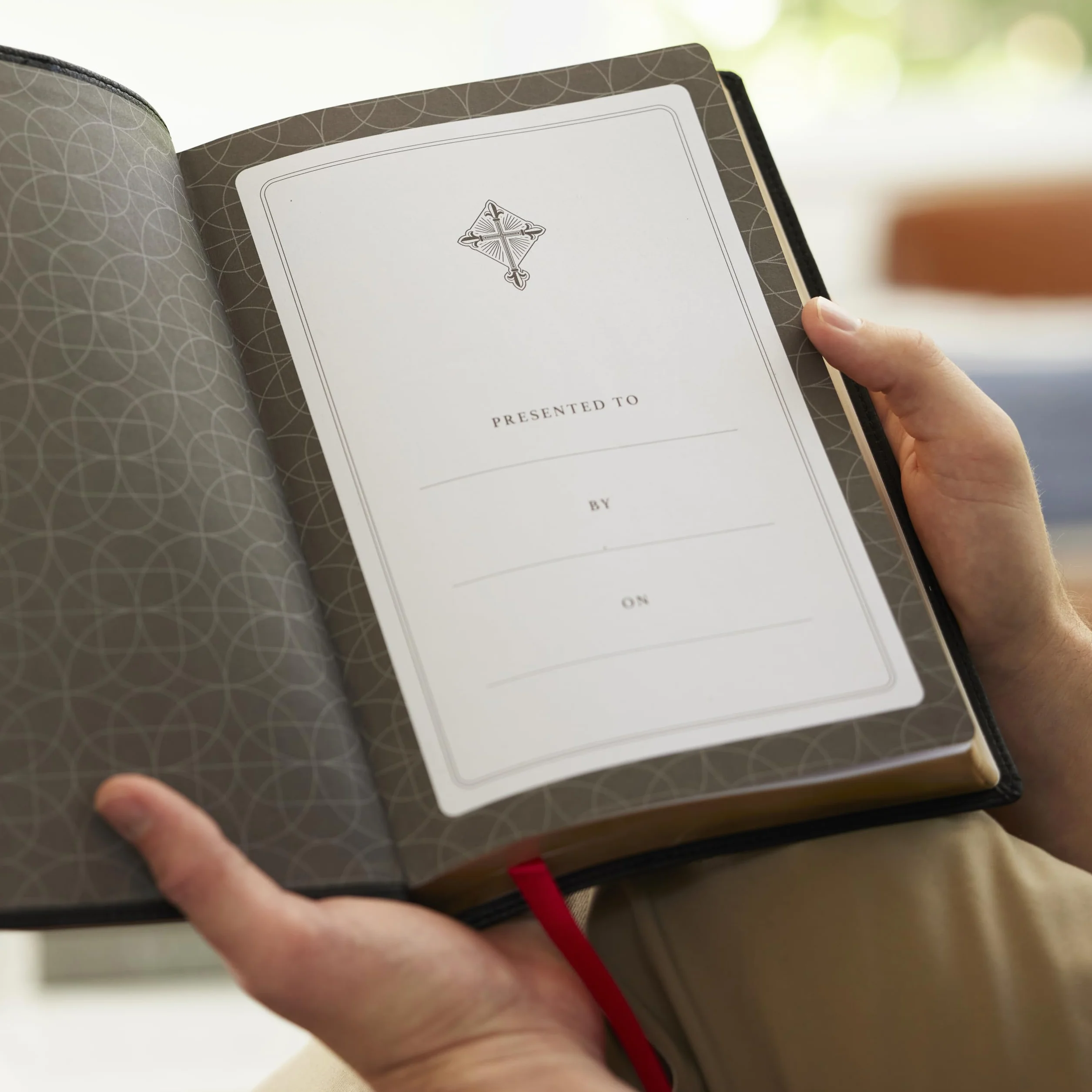 Rsv2ce, Thinline Large Print Catholic Bible, Black Leathersoft, Comfort Print: Revised Standard Version, Black, Leathersoft, Catholic Edition, Thinline