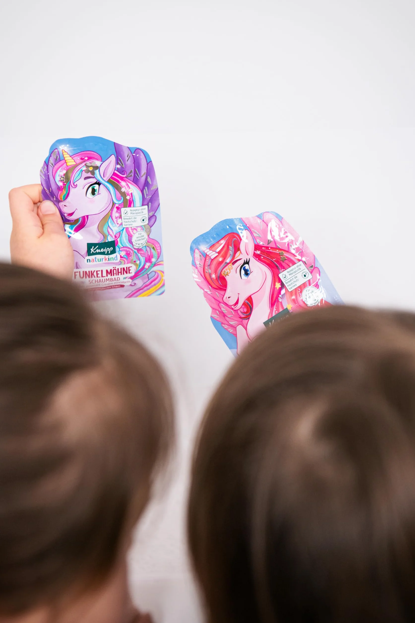 Kneipp Naturkind zestaw upominkowy tęczowa magia 3 x 40 ml prezent dla syren i fanów jednorożców