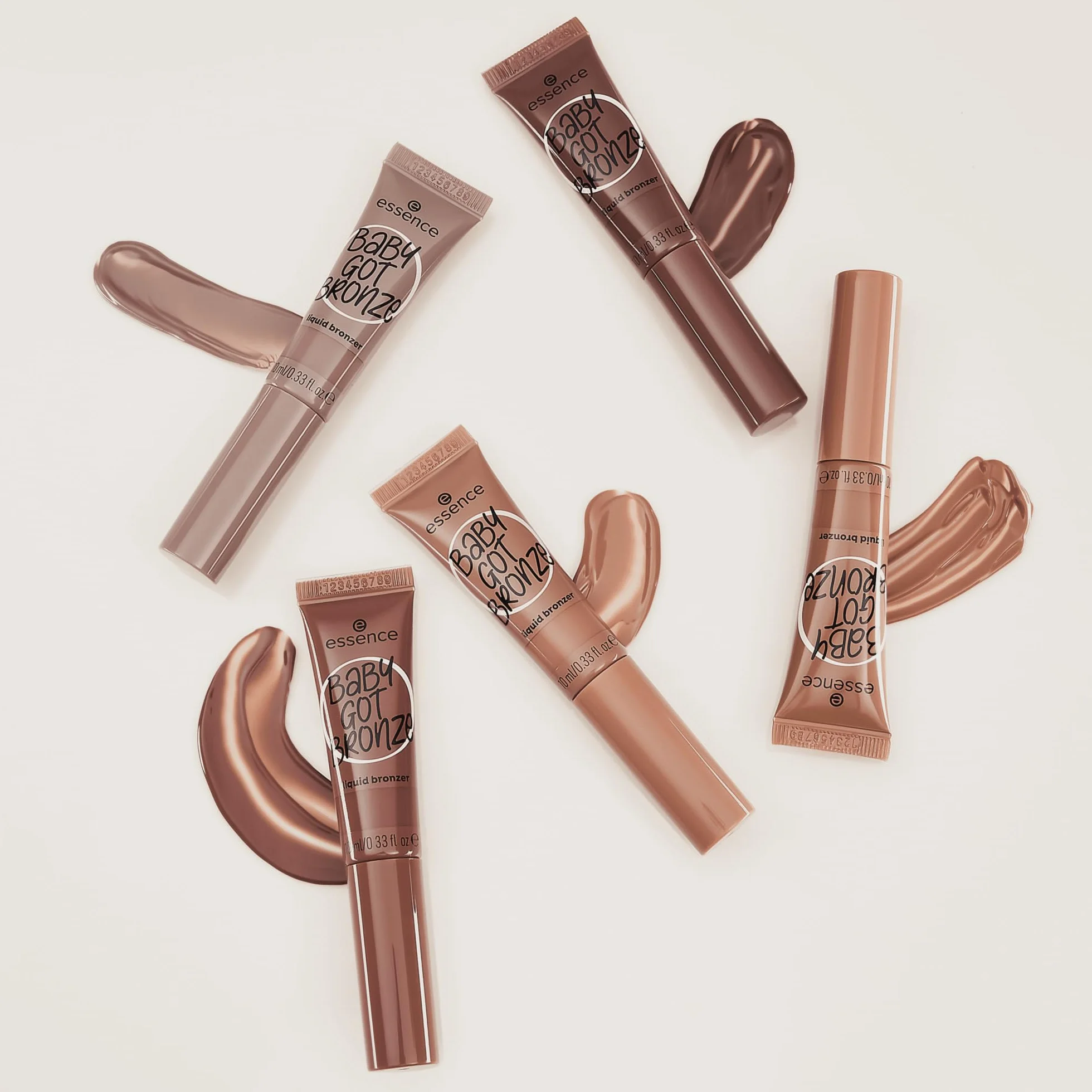 essence Bronzer w płynie BABY GOT BRONZE, długotrwały konturujący 10ml