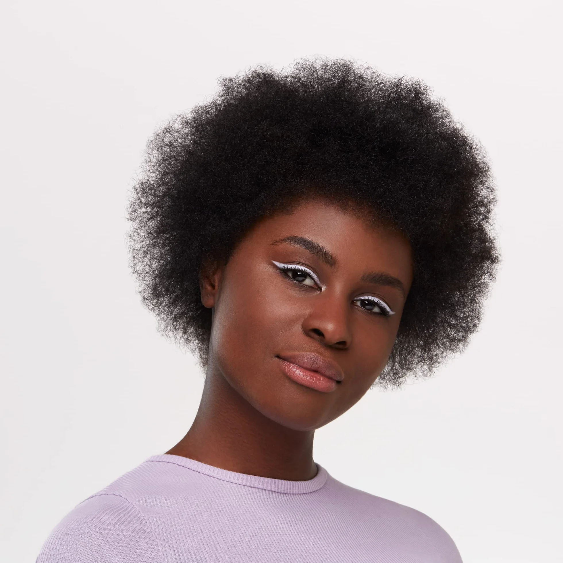 essence kajal pencil 04 biały długotrwały wegański 5 x 1 g