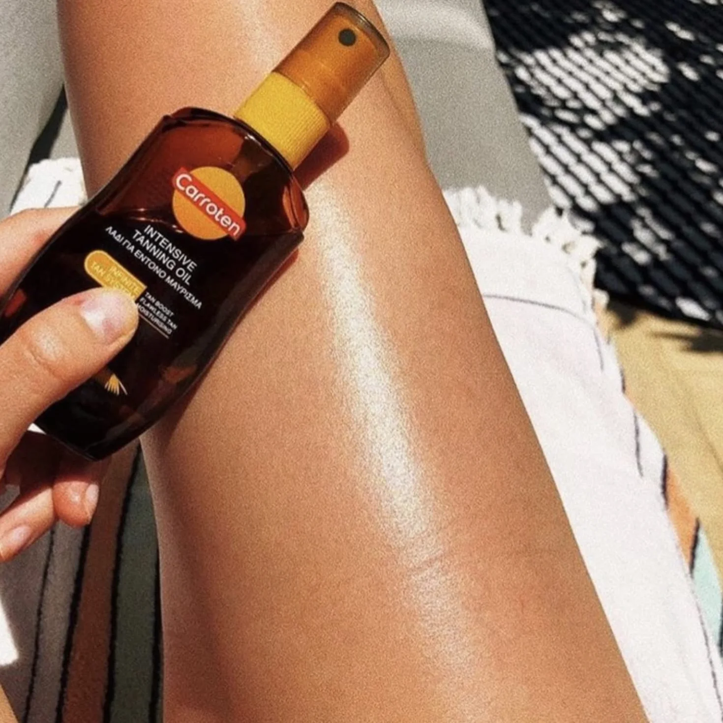 Carroten Intensive Tanning Oil 150 ml przyspieszacz opalania olejek z marchwi i kokosa witaminy A & E