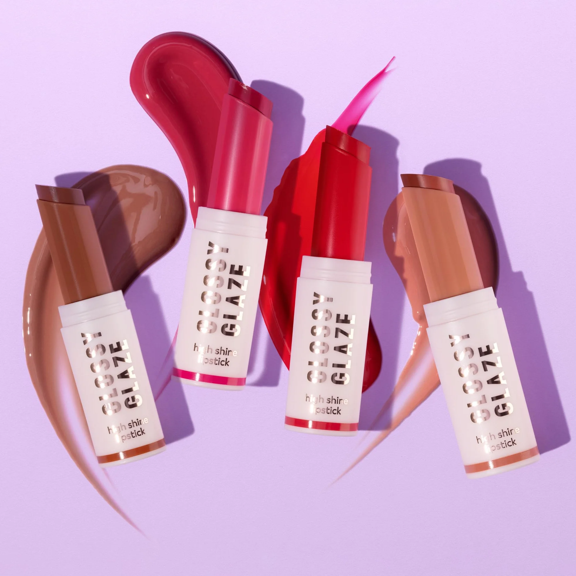 essence Pomadka do ust GLOSSY GLAZE, mocno napigmentowana, błyszczący, intensywny kolor (1.9g)