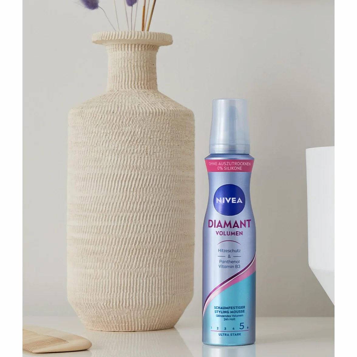 NIVEA Diamond Volume Care Pianka do włosów 150 ml