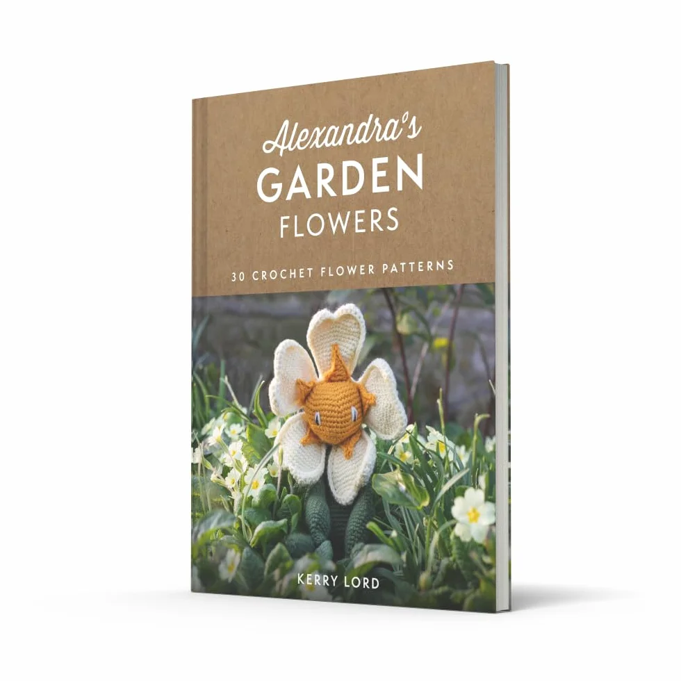 Alexandra's Garden Flowers: The new craft book from TOFT with 30 stunning crochet patterns for any ability