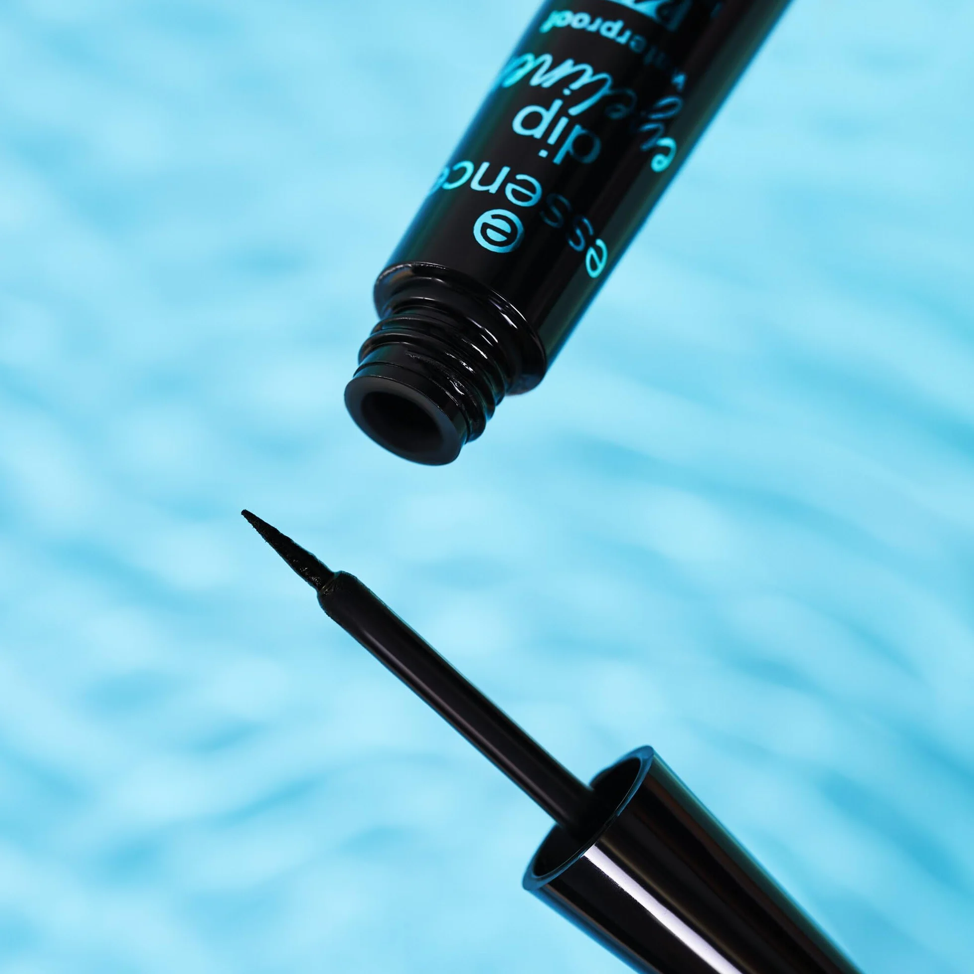 essence eyeliner dip eyeliner waterproof 24h long-lasting, długotrwały, konturowanie, mocno napigmentowana/y, intensywny kolor (3ml)