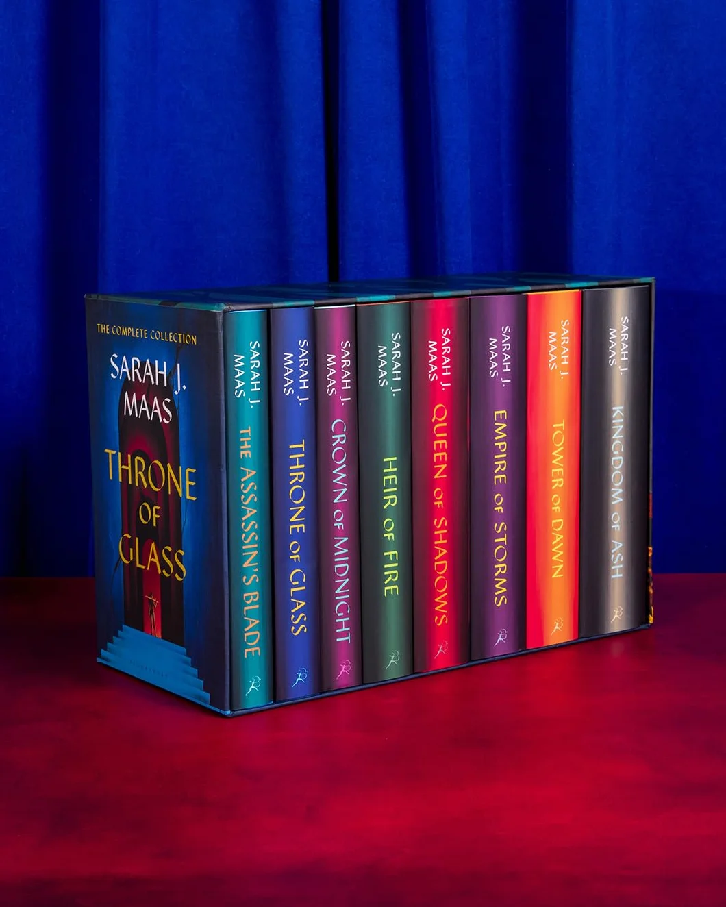 Throne of Glass Box Set: Sarah J. Maas: 1-8