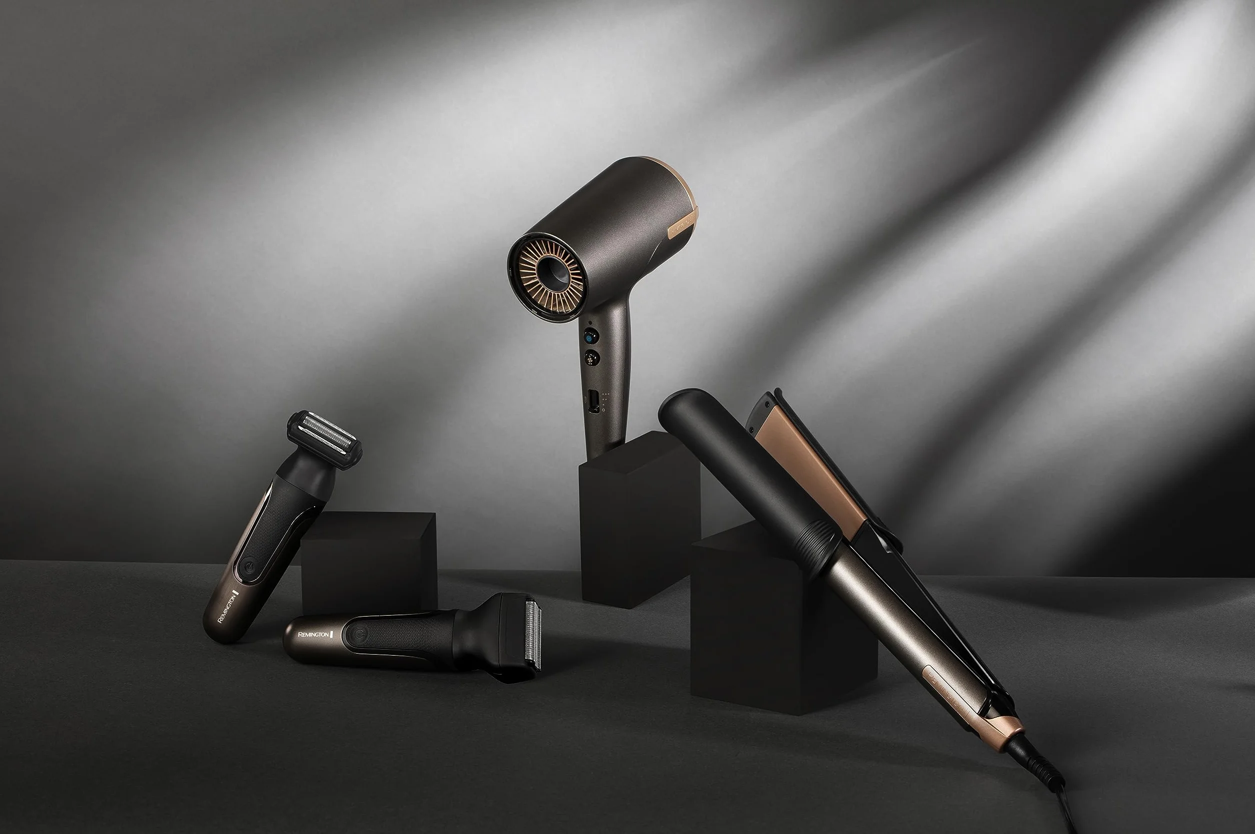 Remington ONE Head&Body Multigroomer PG760 trymer wielofunkcyjny wodoodporny litowy 10 końcówek