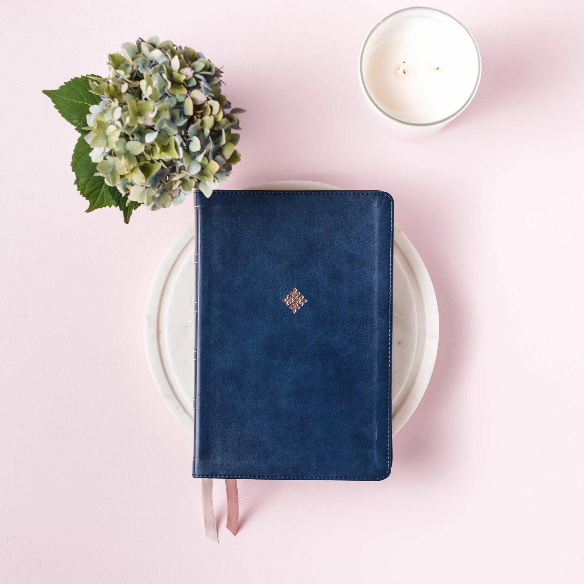Nkjv, Thinline Bible, Large Print, Leathersoft, Blue, Comfort Print: Holy Bible, New King James Version