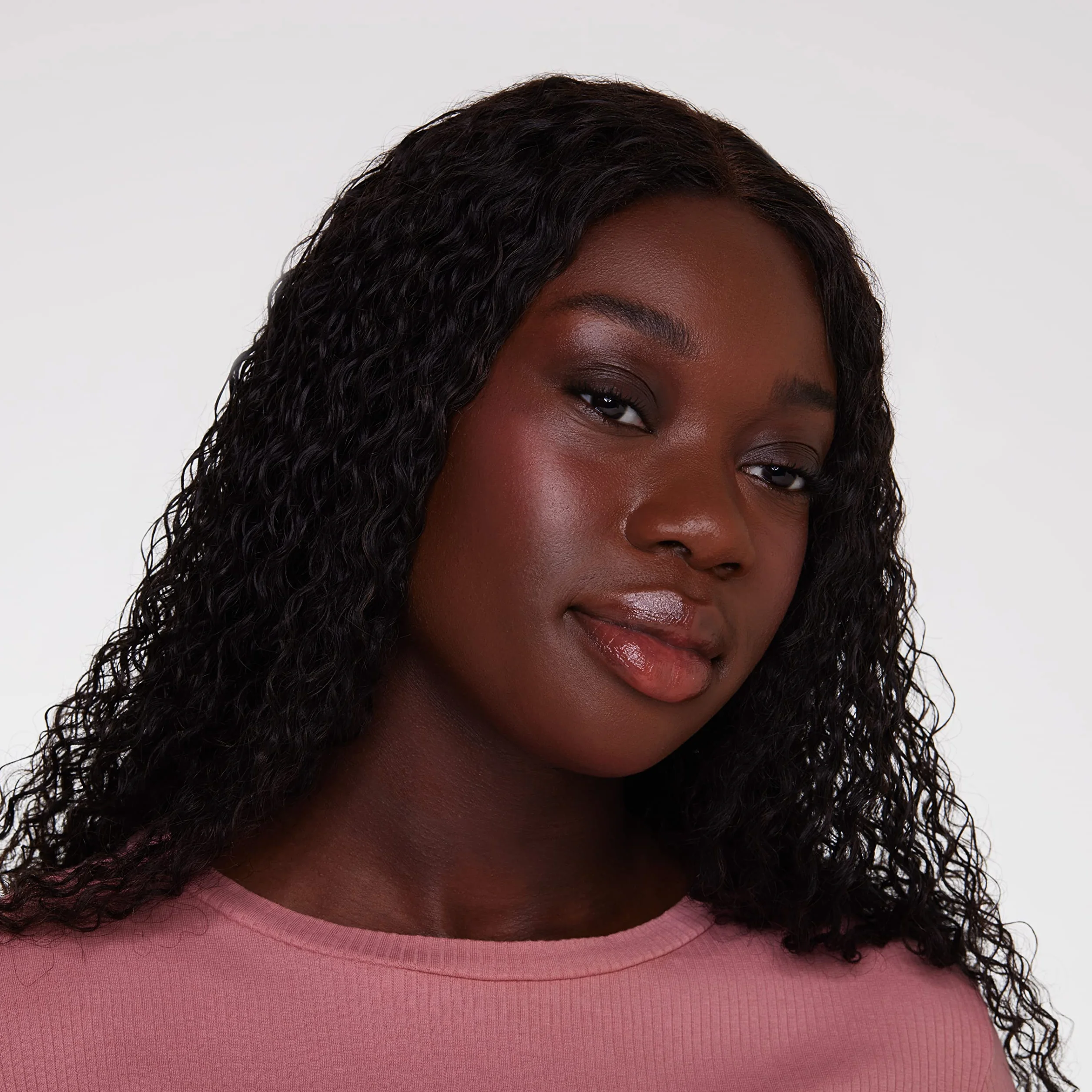 Essence Róż Baby got blush 5.5g naturalny zroszony