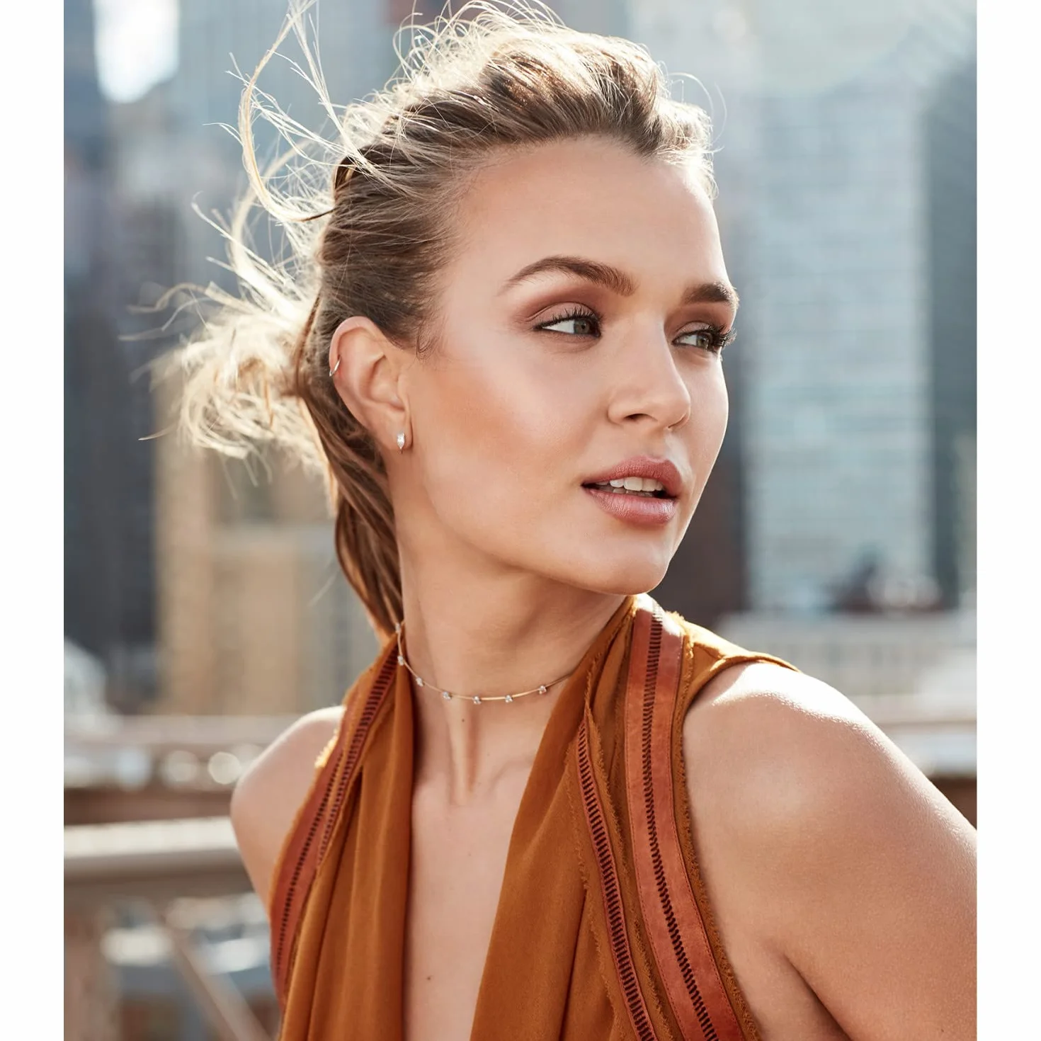 Maybelline New York City Bronzer puder brązujący do twarzy 200 Medium Cool 8 g