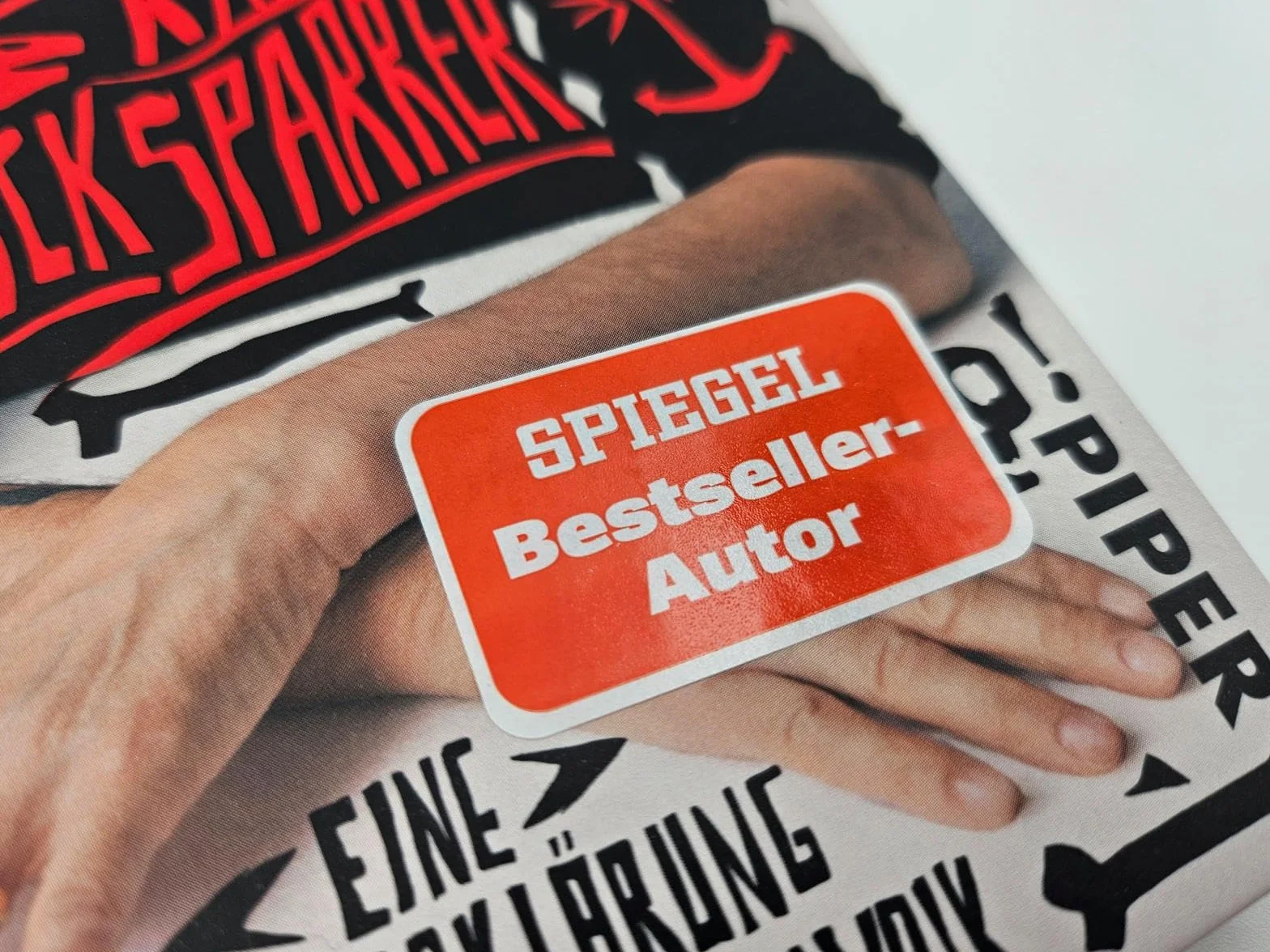Kästner, Kraftwerk, Cock Sparrer: Eine Liebeserklärung an die Gebrauchslyrik