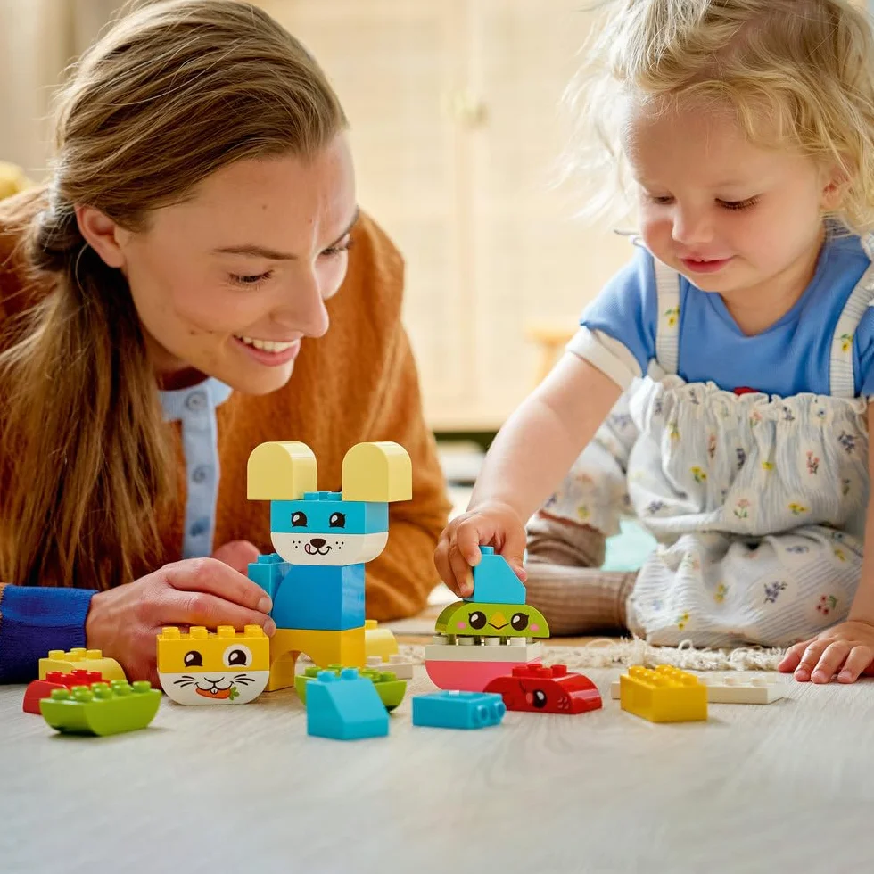 LEGO DUPLO 3 in 1 Creative Cute Pets - Educational Fine Motor Skills Toy for Toddlers - Animal Figures incl. Dog, Cat, Bird & Fish - Easter Crafts - Gift for 1+ Year Old Babies, Girls & Boys - 10477