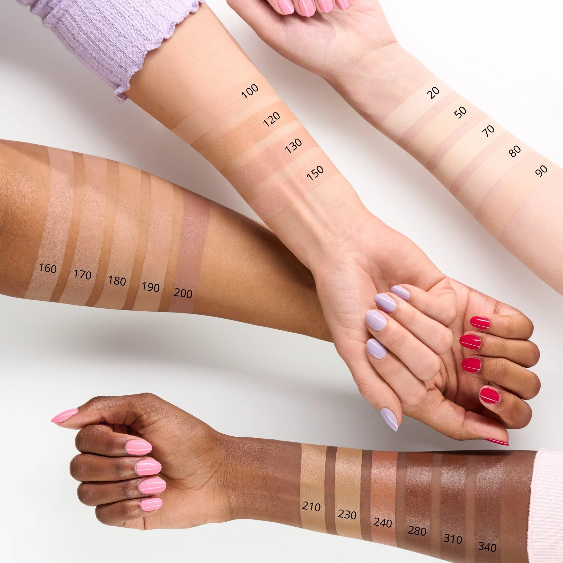 essence Korektor CAMOUFLAGE+ MATTE, długotrwały, matujący, pokrycie, matowy (8ml)