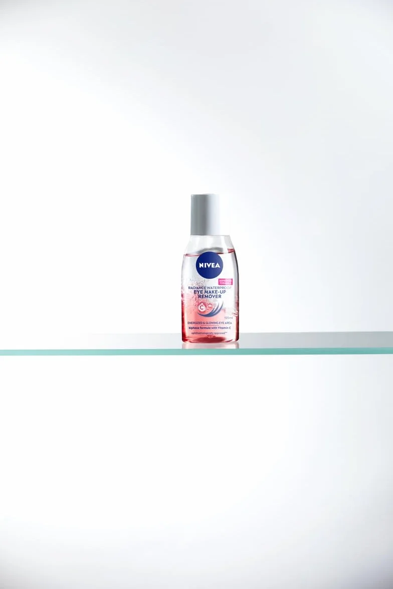 NIVEA Vitamin C Dwufazowy Płyn do Demakijażu Oczu 125 ml