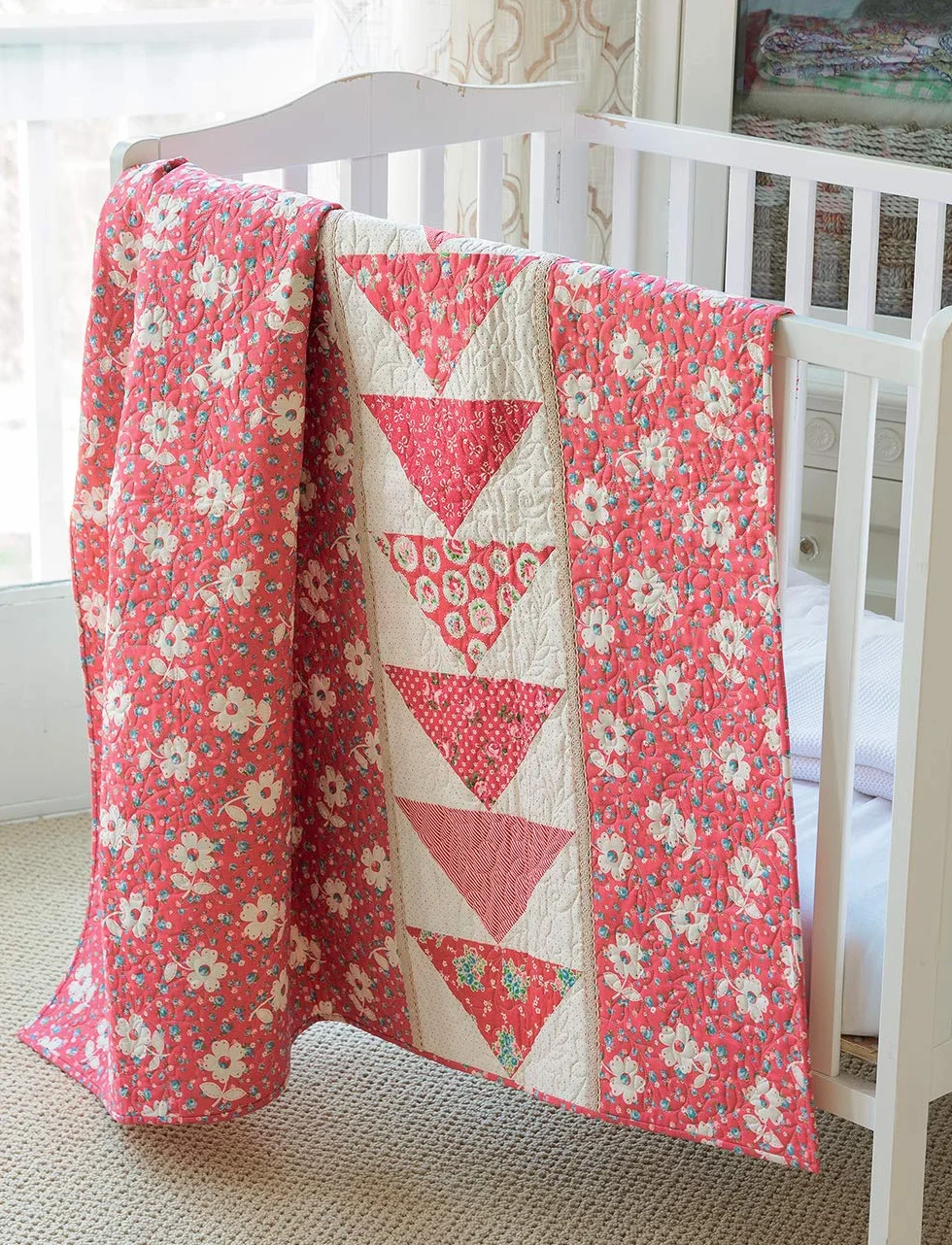 Perfectly Pretty Patchwork: Classic Quilts, Pillows, Pincushions & More
