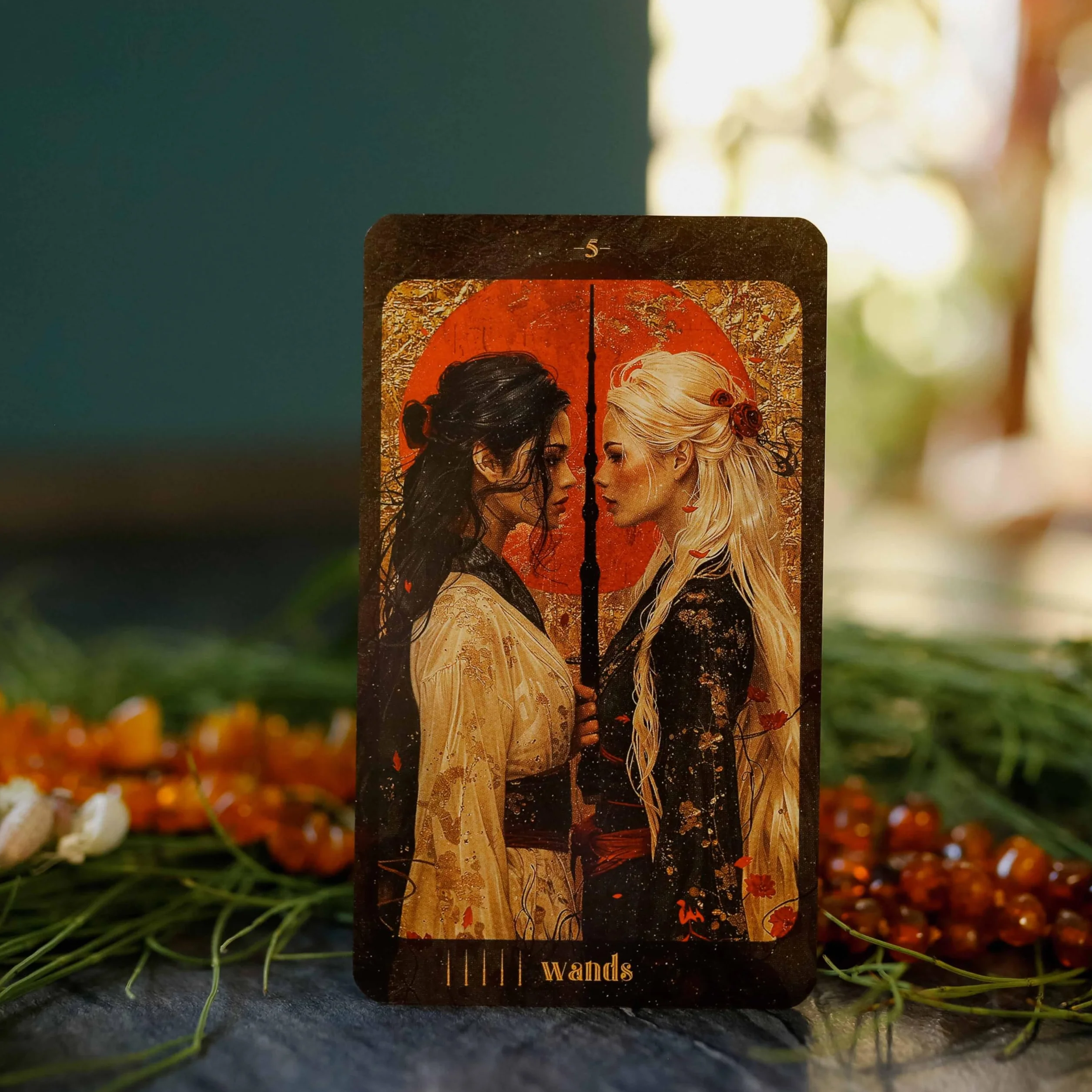 Amber Moon Tarot - 78 tarot cards and 80-page booklet (English)