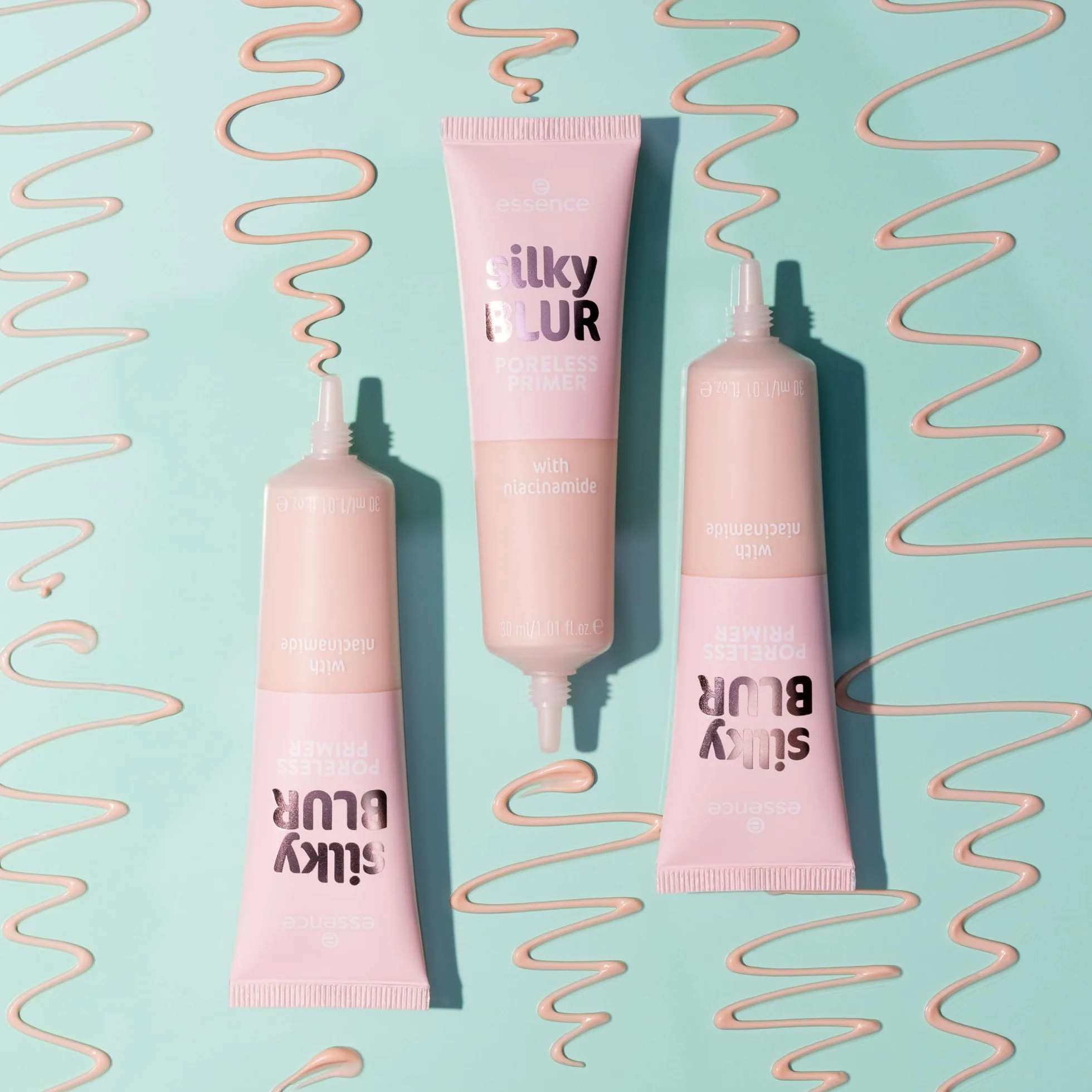 essence Jedwabista baza silky BLUR PORELESS PRIMER, oczyszczanie porów, podkład, natychmiastowy wynik, przeświecający (30ml)