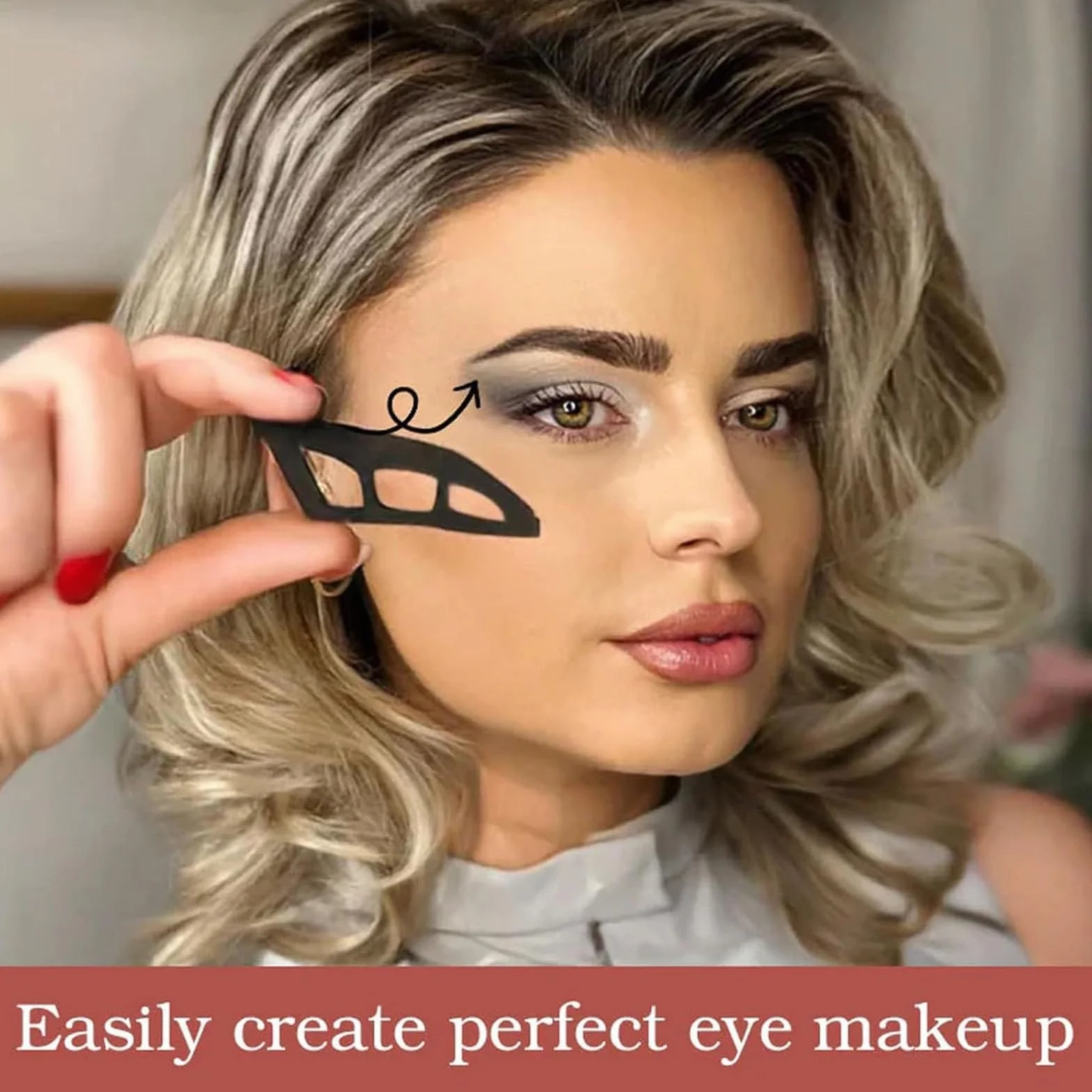 Eyetour Eyeshadow Tool Szablon do Makijażu Forma do Cieni do Powiek 1 szt.
