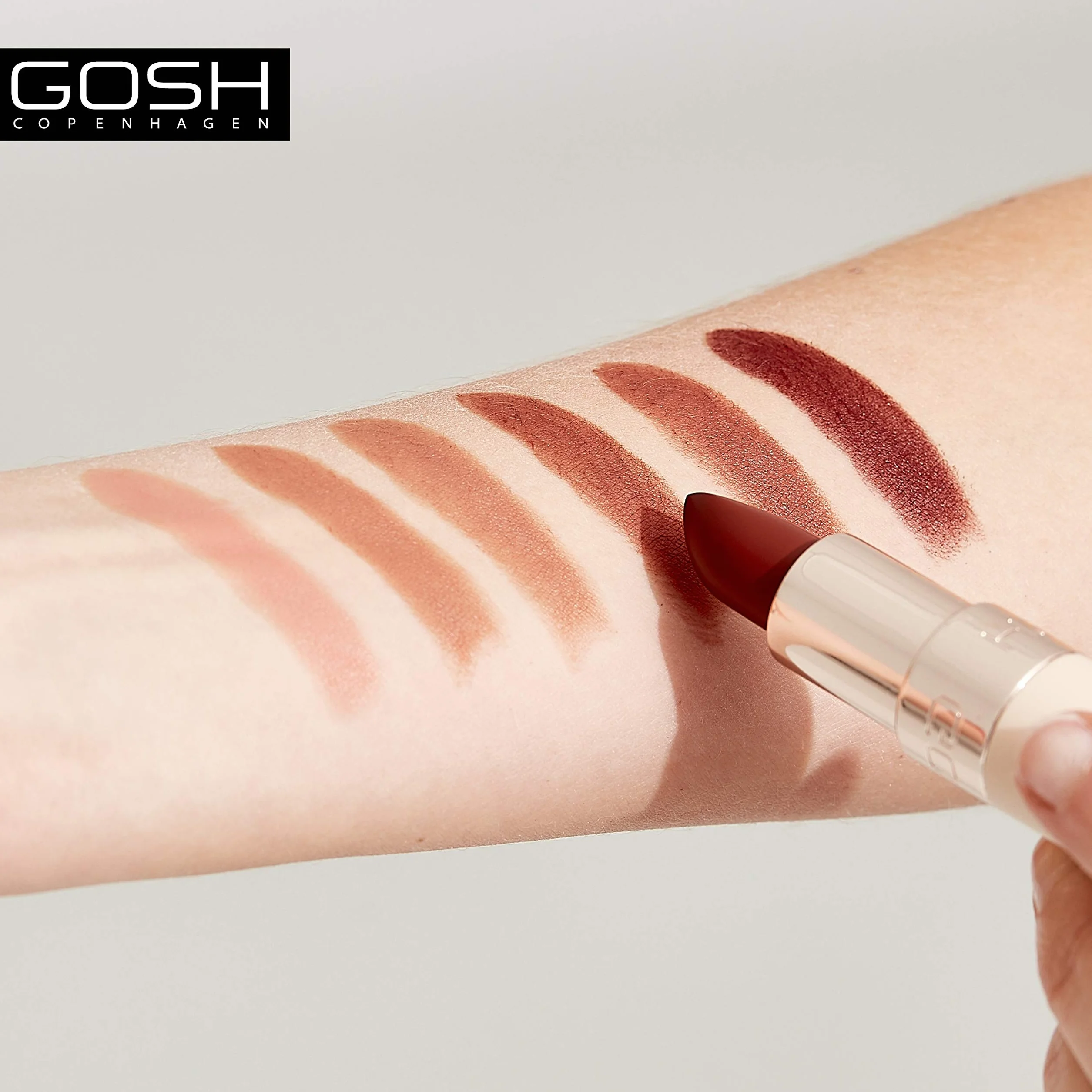 GOSH Lipstick Luxury Nude Intense Shades Natural Lips Nawilżająca Szminka Trwała Wegańska 003
