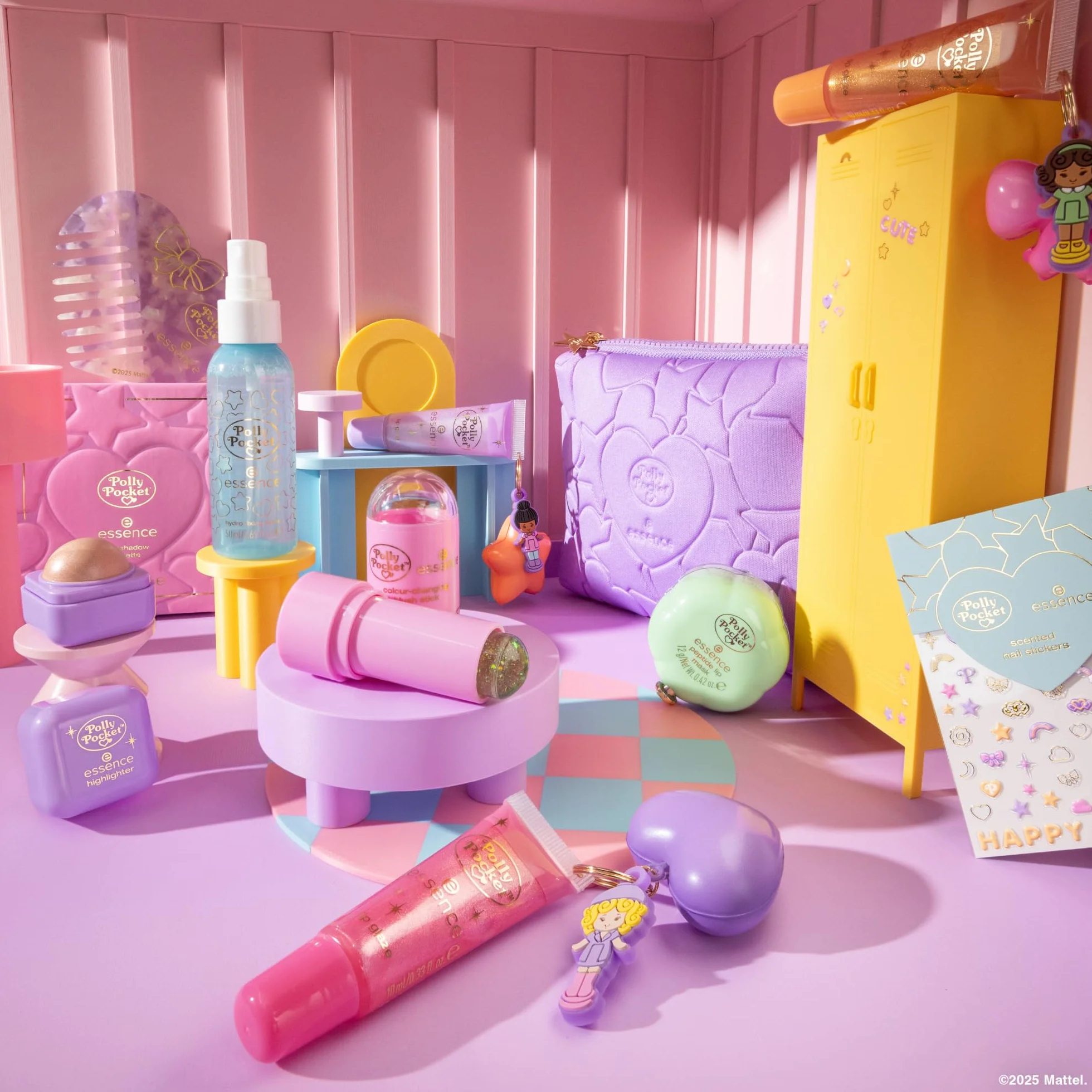 essence Paleta cieni do powiek Polly Pocket eyeshadow palette, mieniący się, intensywny kolor, matowy (7.4g)