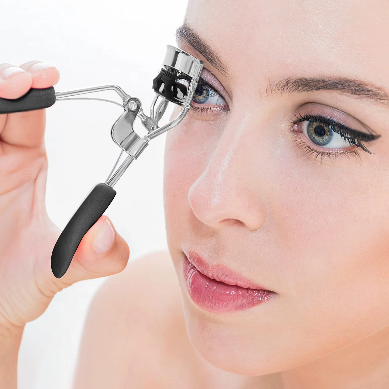 3 sztuki Lash Curler – bez szczypania i ciągnięcia, długotrwała zalotka do wszystkich kształtów oczu, profesjonalne narzędzie do makijażu z 10 silikonowymi wkładkami uzupełniającymi i szczoteczką do
