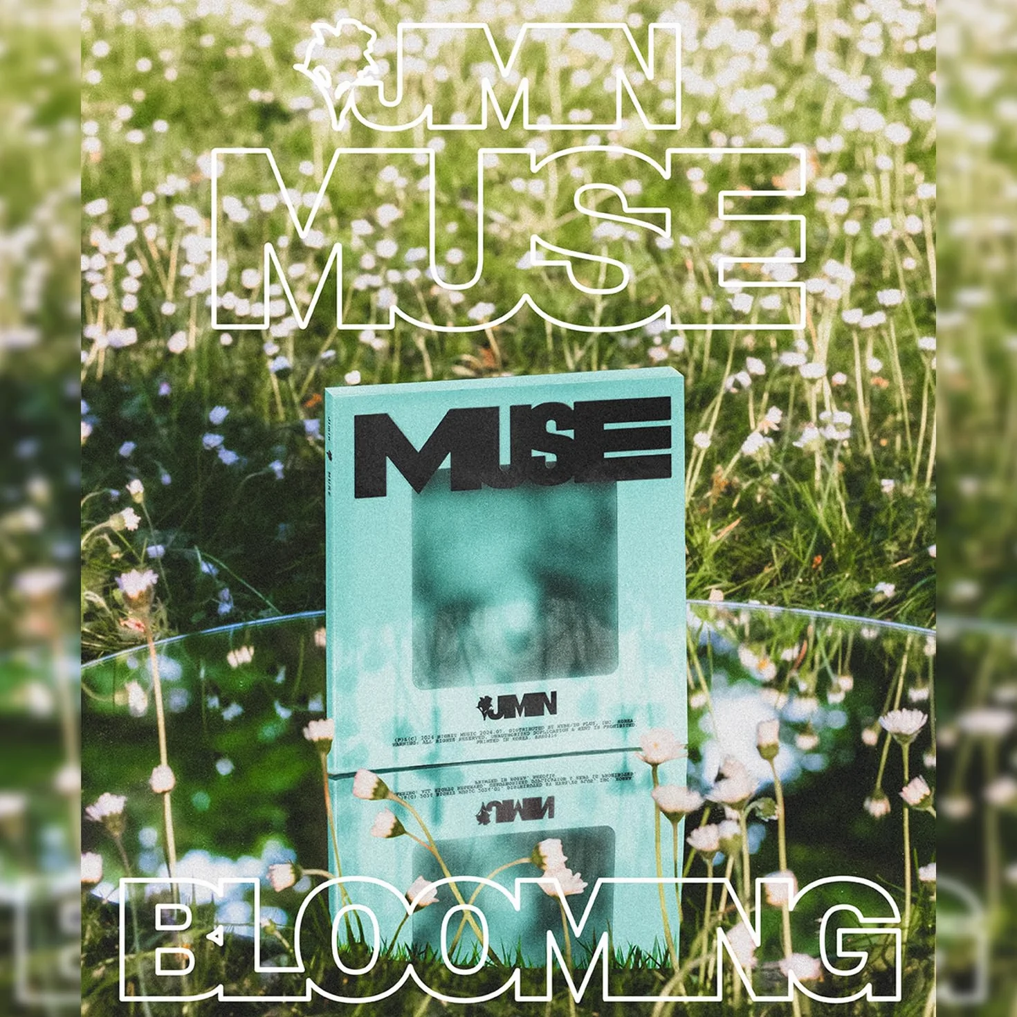 JIMIN OF BTS - [MUSE] (wersja kwitnąca) fotoksiążka + CD-R + zestaw kart Muse + podstawka + 2 dodatkowe fotokartki