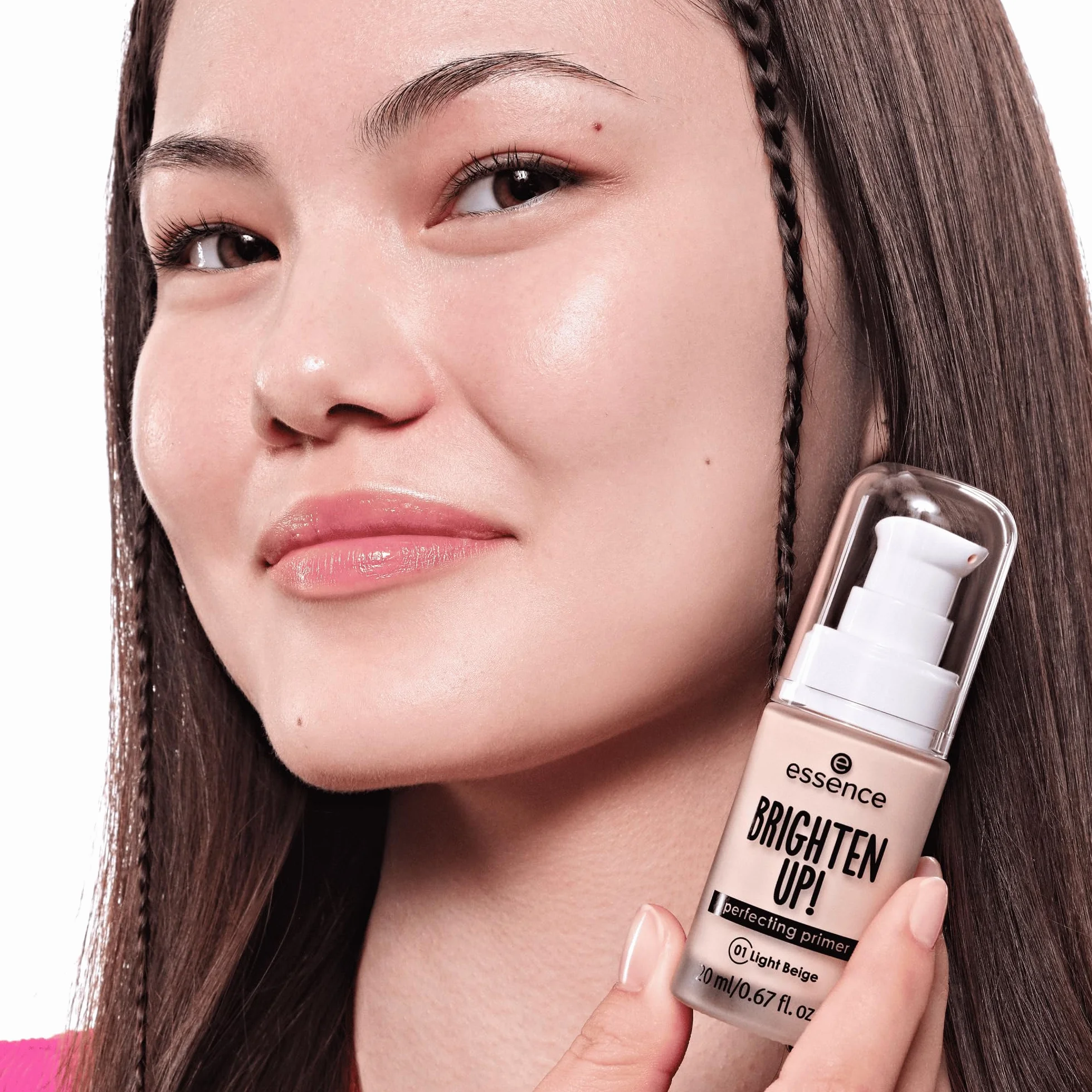 essence Brighten Up! Baza pod makijaż, Primer, 20ml