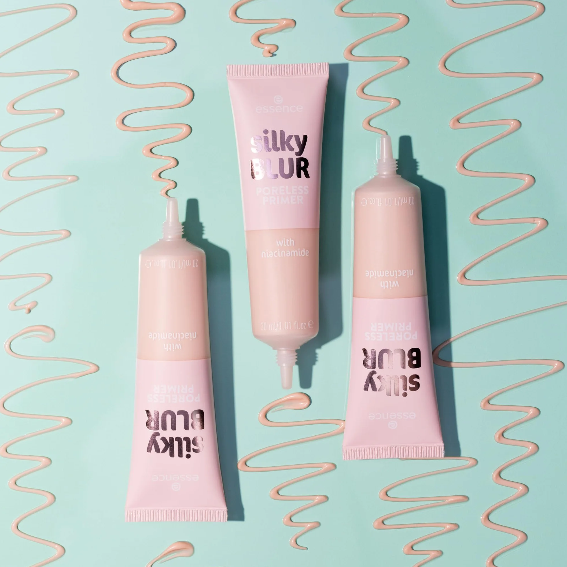 essence Jedwabista baza silky BLUR PORELESS PRIMER, oczyszczanie porów, podkład, natychmiastowy wynik, przeświecający (30ml)