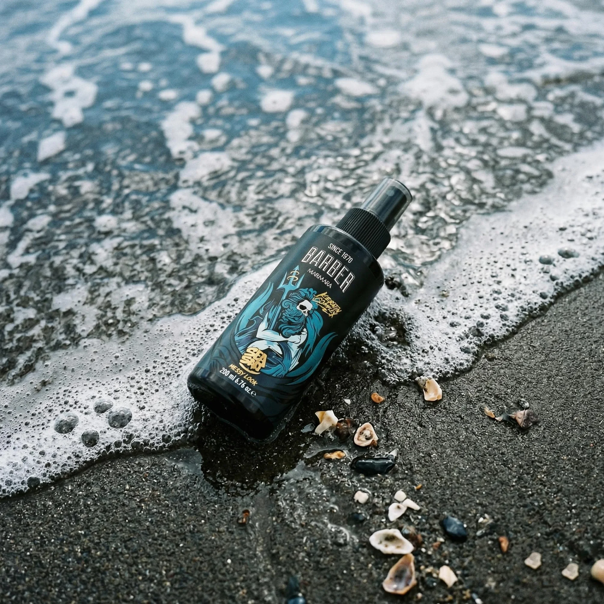 Barber Marmara Spray z solą morską Poseidon 200ml do stylizacji męskich włosów, tekstura, objętość, matowe wykończenie, fale plażowe z aloesem i keratyną.