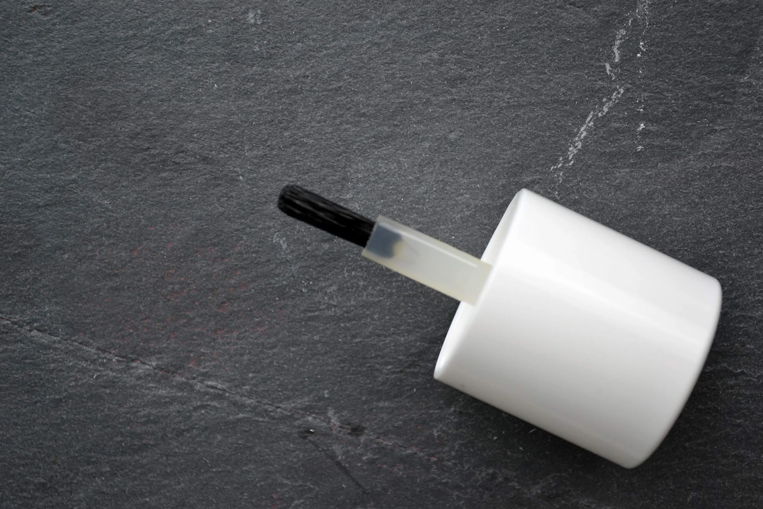 SANTE Naturkosmetik 2 w 1 Base & Top Coat, nad i podkładką, wegański, ekstrakty ekologiczne, 1 x 10 ml