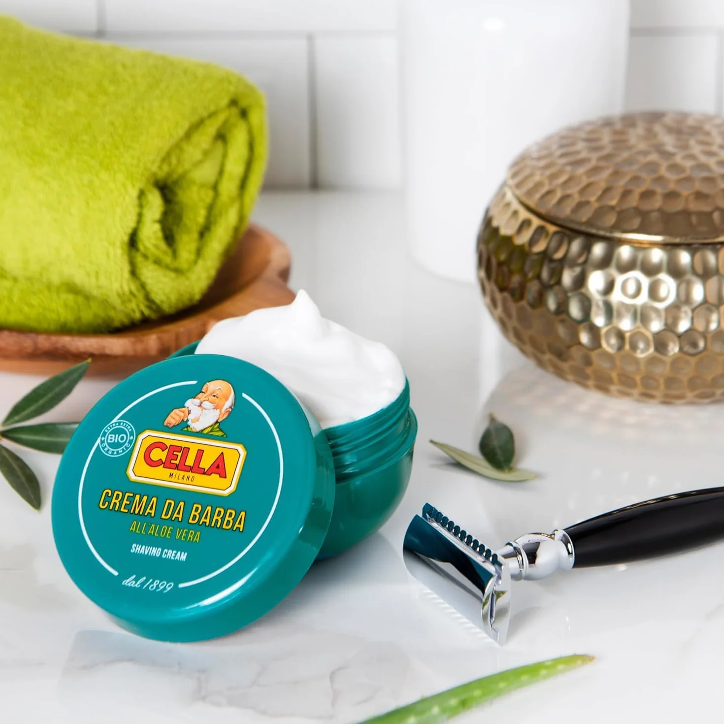 Cella Crema de Barbra Bio-Aloe Vera krem do golenia, 150 ml