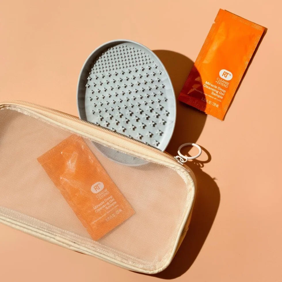 Real Techniques Paleta do czyszczenia pędzli z żelową próbką