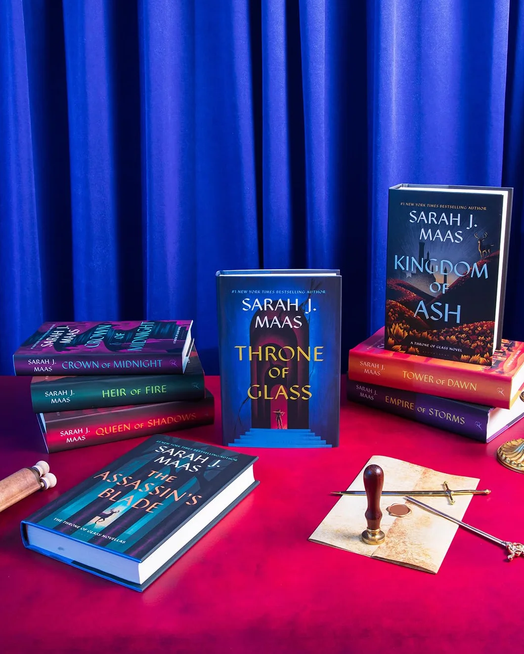 Throne of Glass Box Set: Sarah J. Maas: 1-8