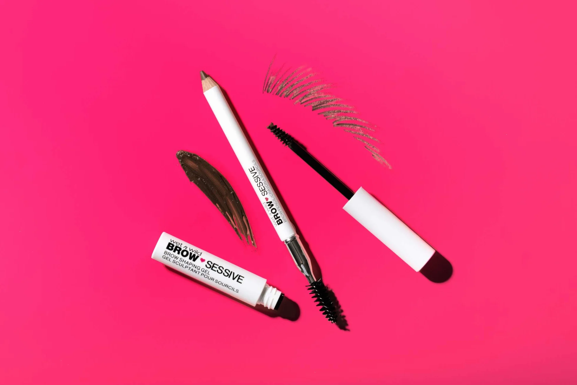 Wet n Wild, Kredka do Brwi Brow-Sessive, Kredka do Brwi z Dwoma Końcówkami i Szczoteczką do Cienkich i Grubych Brwi, Naturalny Wygląd, Możliwość Budowania Koloru, Odcień Medium Brown