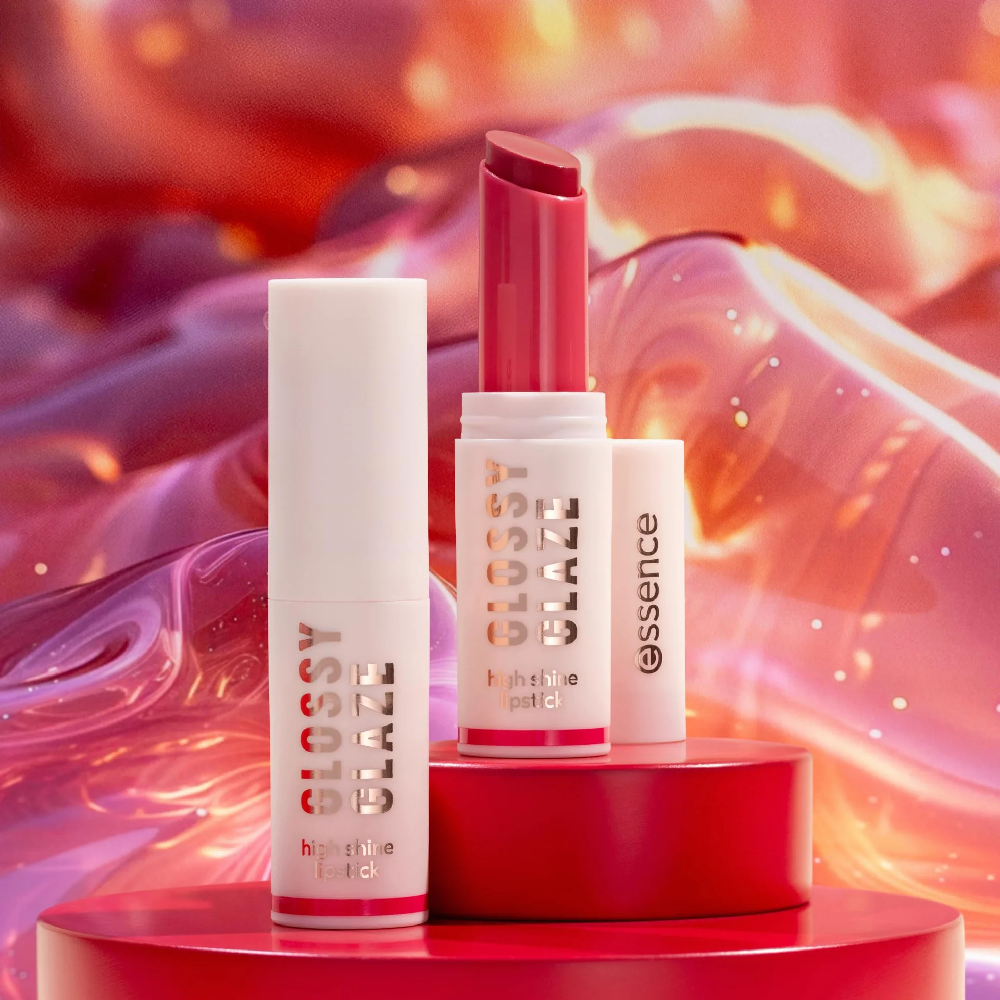 essence Pomadka do ust GLOSSY GLAZE, mocno napigmentowana, błyszczący, intensywny kolor (1.9g)