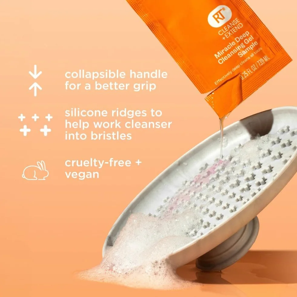Real Techniques Paleta do czyszczenia pędzli z żelową próbką