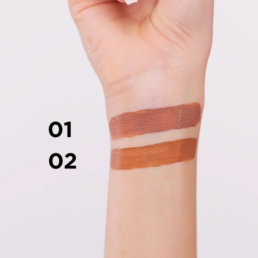 Eveline Cosmetics Wonder Match płynny bronzer – ultralekka kremowa formuła do wszystkich rodzajów i odcieni skóry, łatwe zastosowanie, długotrwałe wykończenie, dostępna w dwóch odcieniach