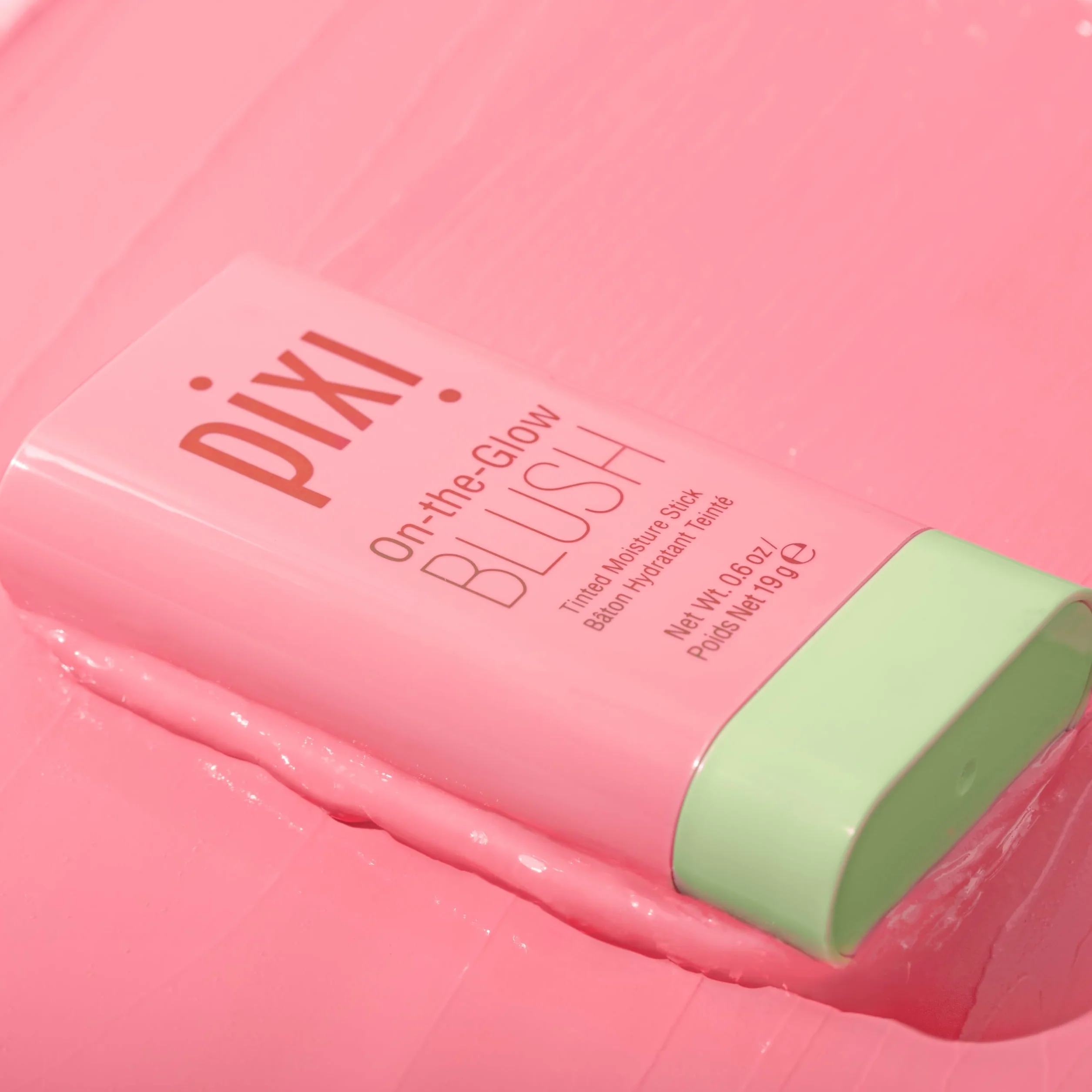 PIXI On-The-Glow Stick Blush 19 g Fleur