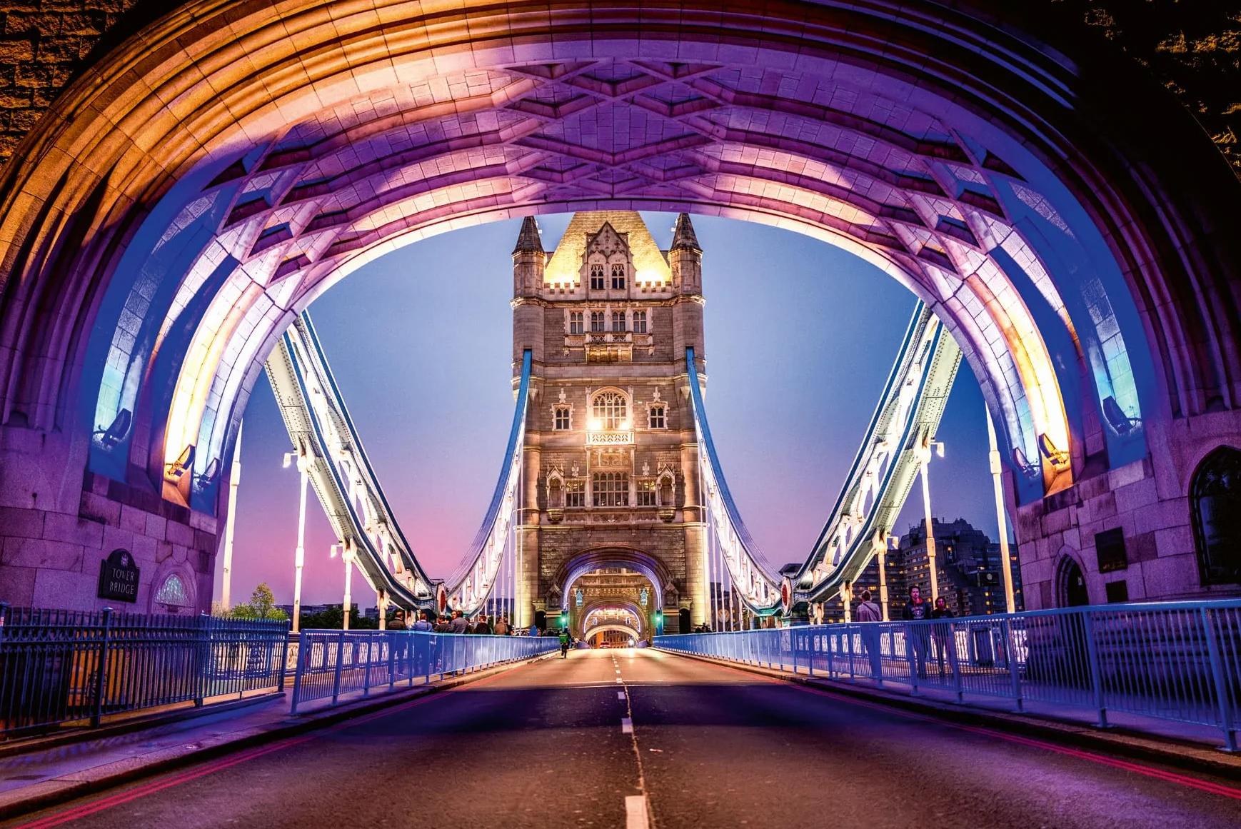 London: Serge Ramelli