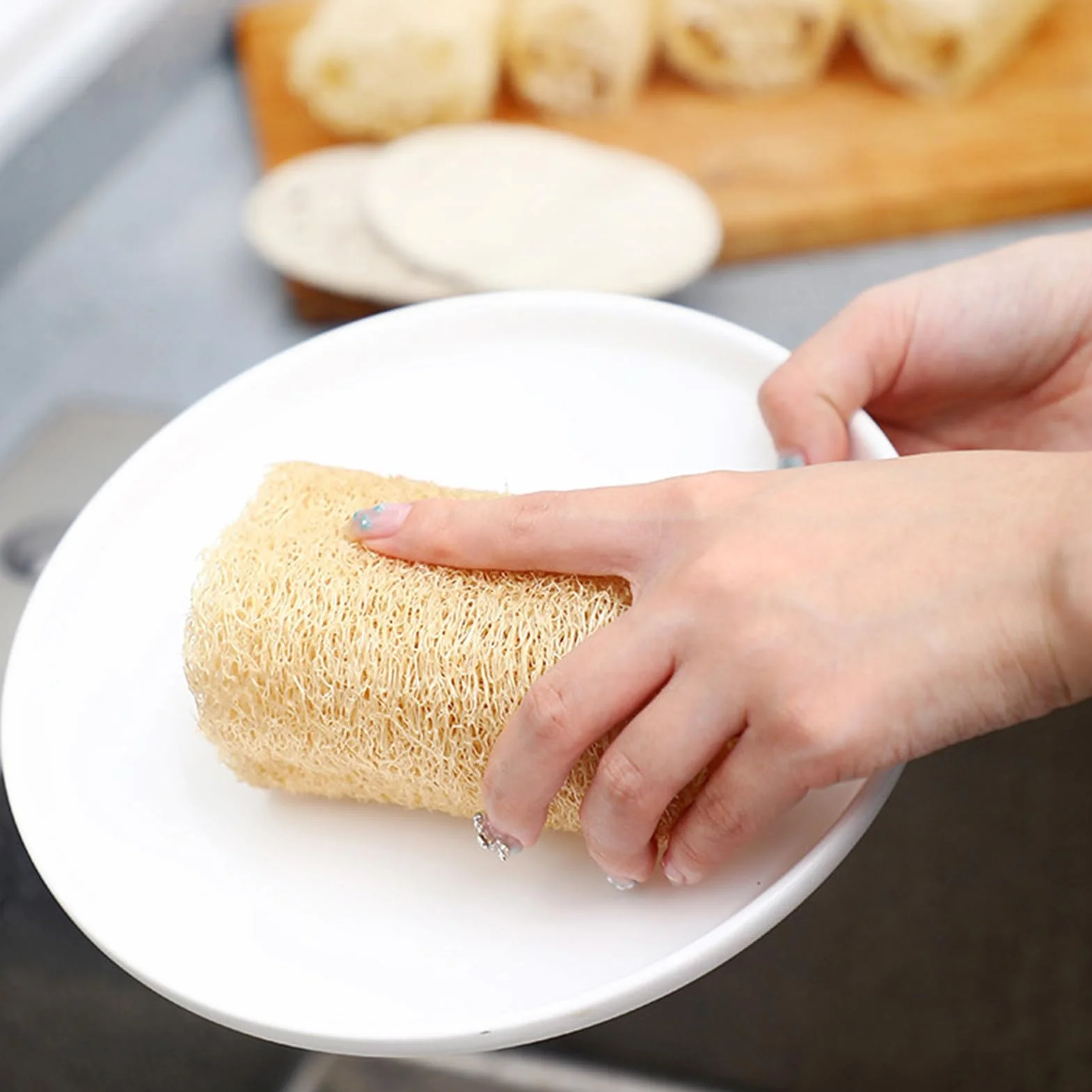 Naturalna gąbka Loofah do kąpieli, szczotka do czyszczenia ciała, akcesoria łazienkowe