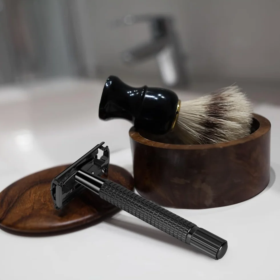 URAQT Maszynka do golenia męska, 2-stronna głowica, Safety Razor, golarka na mokro ze stali nierdzewnej, wysokiej jakości maszynka do golenia w stylu vintage, z 10 ostrzami do golenia, etui podróżnym